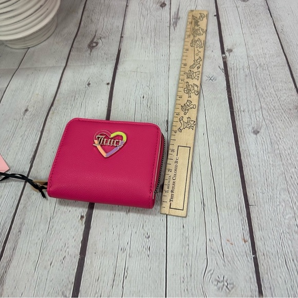 NWT Juicy Couture Pink flash love mode Heart Embellished small zip around Wallet - Picture 8 of 8